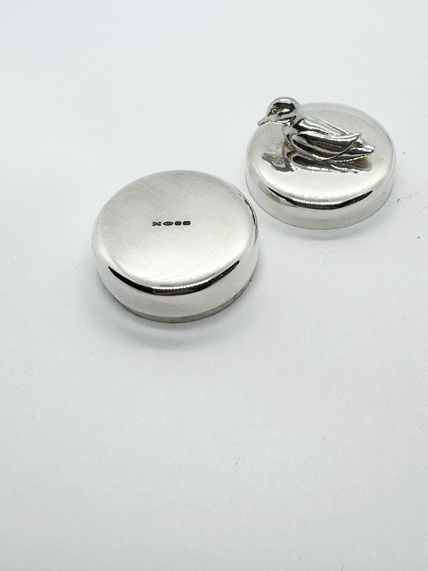 duck pill box 7